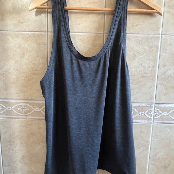 Lululemon Tank - Grey - Size 6/8 - Picture 5 of 10